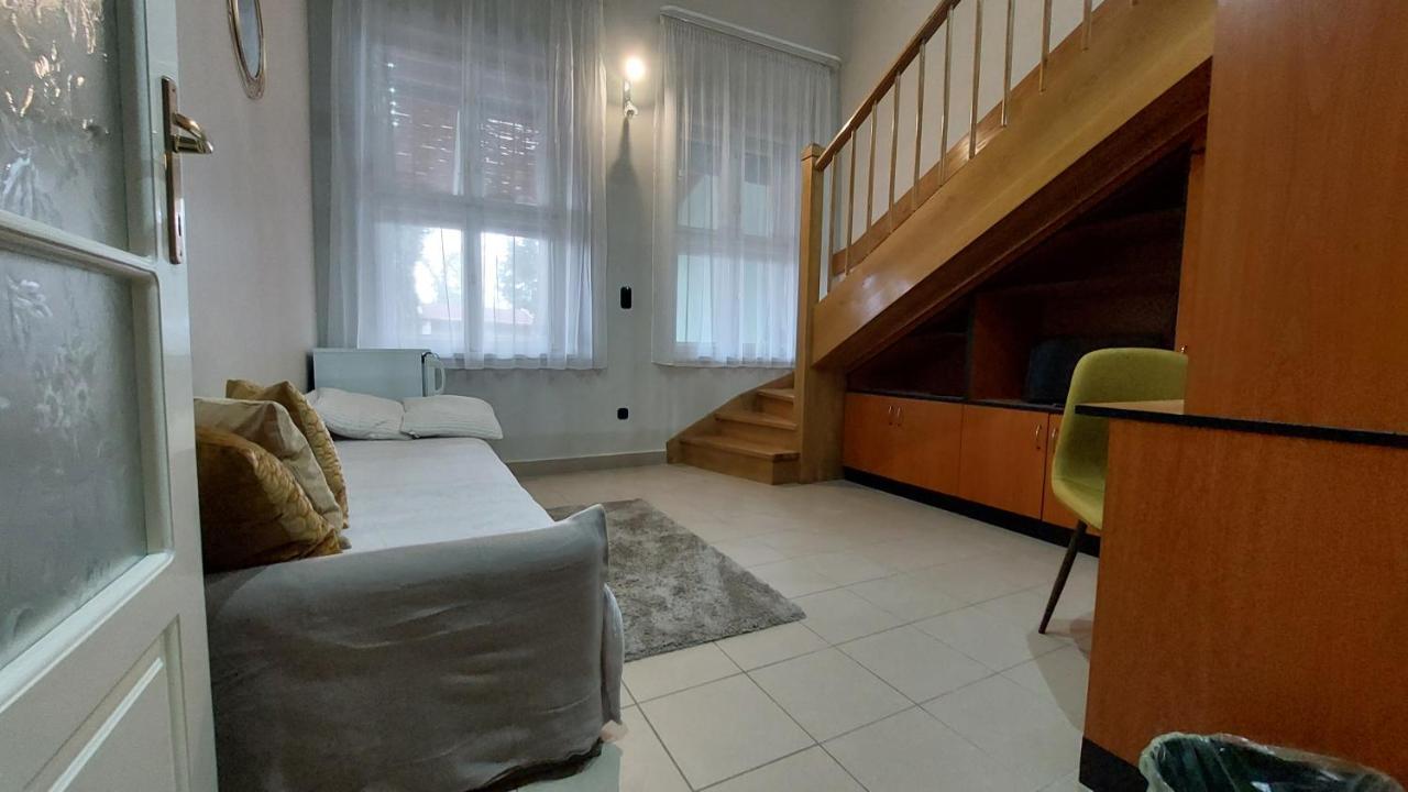 Family Apartman Gyula Exteriér fotografie